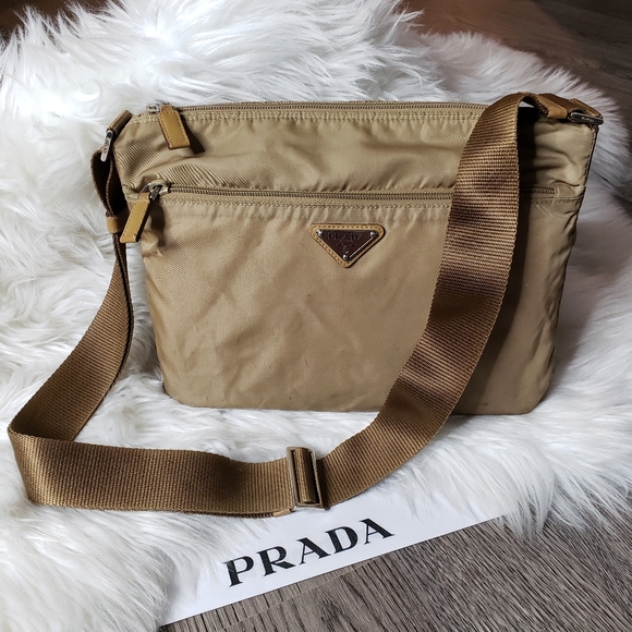 PRADA Crossbody purse
